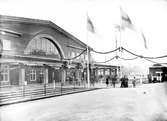 Ostkustbanans öppnande

Södra stationen byggdes 1926 för Ostkustbanan och Uppslalabanan med huvudentrén vänd mot Brunnsgatan.




