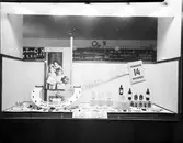 Lindbergs Färg & Tapet

Skyltfönster inför Fars dag söndagen den 14 november.

