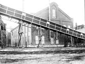 Korsnäs AB

I Karskär uppfördes 1910 en sulfatfabrik och 1915 en sulfitfabrik för framställning av pappersmassa.

Entreprenör: Byggnads AB Konstruktör


