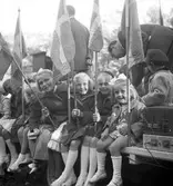 Söndagsskoletåg genom stan. 10 september 1950.




