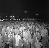 Folksamling. 17 september 1950.




