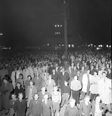 Folksamling. 17 september 1950.




