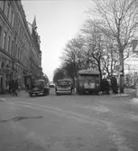 Trafikfälla, korsningen Drottninggatan - Stora Esplanadgatan.    21 januari 1951.
