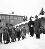 Nynässkolan beredskapsövning på skidor. 9 mars 1951.