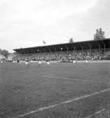 Fotboll på Strömvallen mellan Gästrikland - Dalarna. 29 juni 1951.