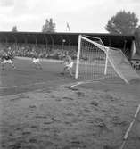 Fotboll på Strömvallen mellan Gästrikland - Dalarna. 29 juni 1951.