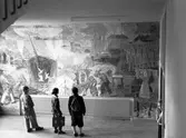 Nynässkolan. Invigning av  den färdiga väggmålningen. 7 oktobet 1951.

