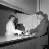 Soldathemmet inviges efter restaurering. 11 december 1951.

