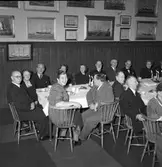 Sjömanshemmet, Kaserngatan 54. Festlighet, kaffebord. December 1951.