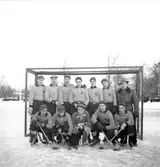 Bandymatch Forsbacka - Hammarby,  på Strömvallen. 13 januari 1952.
