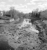 ValsKvarn från Gavleån, Drottningbron 21 april 1952.
