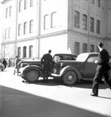 Bilolycka. 8 april 1952.  Korsningen Norra Kungsgatan och Ruddammsgatan.