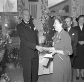 Tobaksmonopolet, medaljutdelning. Maj 1952.