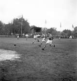 Fotboll, GIF - Ludvika på Strömvallen. 5 oktober 1952.
