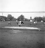 Fotboll, GIF - Ludvika på Strömvallen. 5 oktober 1952.
