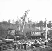 Tågolycka vid Forsbacka station den 16 juli 1950. Bärgning av lok vid olyckan den 17 juli 1950