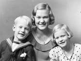 Greta Forsberg med barn
