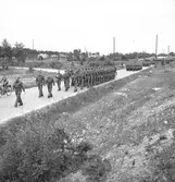 Ryssar på besök i Gävle. Juli 1945.