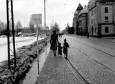 Vårvinterbild. Fältskärsgatan vid Brandstation. Mars 1943


