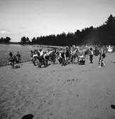 Barnutflykt till Årsunda. Storsjön. År 1936

