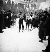 Polisens stafettävling. Skidåkning. 1935




