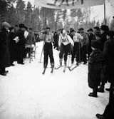 Polisens stafettävling. Skidåkning. 1935




