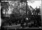 Första majdemonstration i Boulognerskogen


