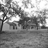 Barnens lek ute på gården







