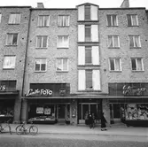 Strumpan och Lundhs Foto. Södra Kungsgatan.


