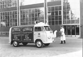 Den 31 maj 1956. Bil & Buss. Skåpbil för Gevalia kvalitetskaffe.


