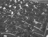Flygbild över ett villaområde. År 1940.
