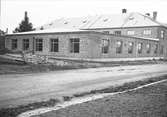 Augusti 1944. Husbygge.