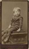 Porträtt av John Bauer som barn.