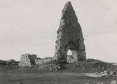 Ruinen av Sankta Britas kapell. Byggt på 1200-talet.