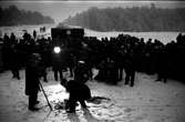 Det första spadtaget tas för bygget av Ölandsbron i januari 1968.