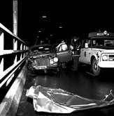 Den första olyckan med privatbil på Ölandsbron.
