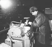 Svarvning
Swendsén o Wikström Värmepannefabrik på Brynäs under 1940talet
hade man 300 anställda. Företaget köptes upp 1955 av Svenska Järnvägsverkstad och fick namnet ASJ-PARCA.

