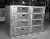 Skoglund & Olson AB
företaget startades 1874 av Erik Gustaf Skoglund och Axel Olson. Känd för bland annat järnspisar och leksaker.
Företaget hade en bred verksamhet; där fanns gjuteri, mekanisk verkstad, plåtslageri och förnicklingsverk.


