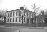 Skolhus
Lilla Islandsskolan

Maj 1942