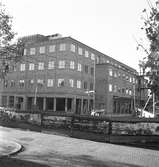 Folkets hus

1946 började bygget av ett nytt Folkets hus ritat av Gösta Hedström det uppfördes vid Södra Centralgatan och Waldenströmsgatan