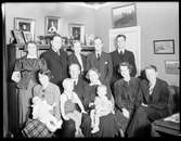 Rådman Leksell
Familjegrupp tagen i hemmet

3 december 1937

