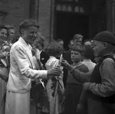 Seminariet examen för folkskollärare. 1947. Beställt av Elisabeth Gustafsson, Hultet Winnerstad, Motala. Åke Edfeldt, Marielund, Gagnef. Kjell Emanuelsson, Box 148, Dorotea. Sven-Eric Lindgren, Storgatan 43, Östersund. Reportage för Norrlands-Posten.