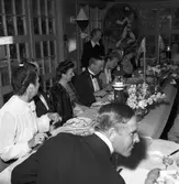 Major Oskar Thollén med fru firar silverbröllop. Juni 1945. (Huseliharen)