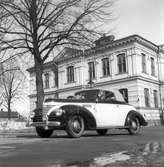 Sandvikens Bilskola 1946. På bilden en Plymouth Cabriolet från 1939.