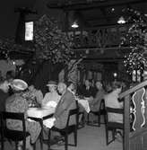 Gevaliarosteriet. Restaurang Tyrolen i Furuvik, 1946.