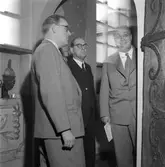 Journalister från presskonferensen på museibesök. 1946. Reportage för Norrlands-Posten