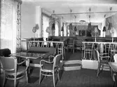 Interiör från Sjöbergs Konditori Gävle. Oktober 1944. Nordiska Kompaniet, Stockholm.