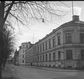 Gävlereportage. Gammal och ny bebyggelse. Nygatan, Kristinaplan, Stapeltorgsgatan och Ruddammsgatan.      11 mars 1953.