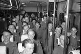 Rekryter, I 14 på busstur genom staden. 19 maj 1953.