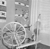 Gävleborg Hemslöjd på Gävleutställningen. Beställt av Karin Franzon, Gamla Gröndalsstugan, Tullinge


